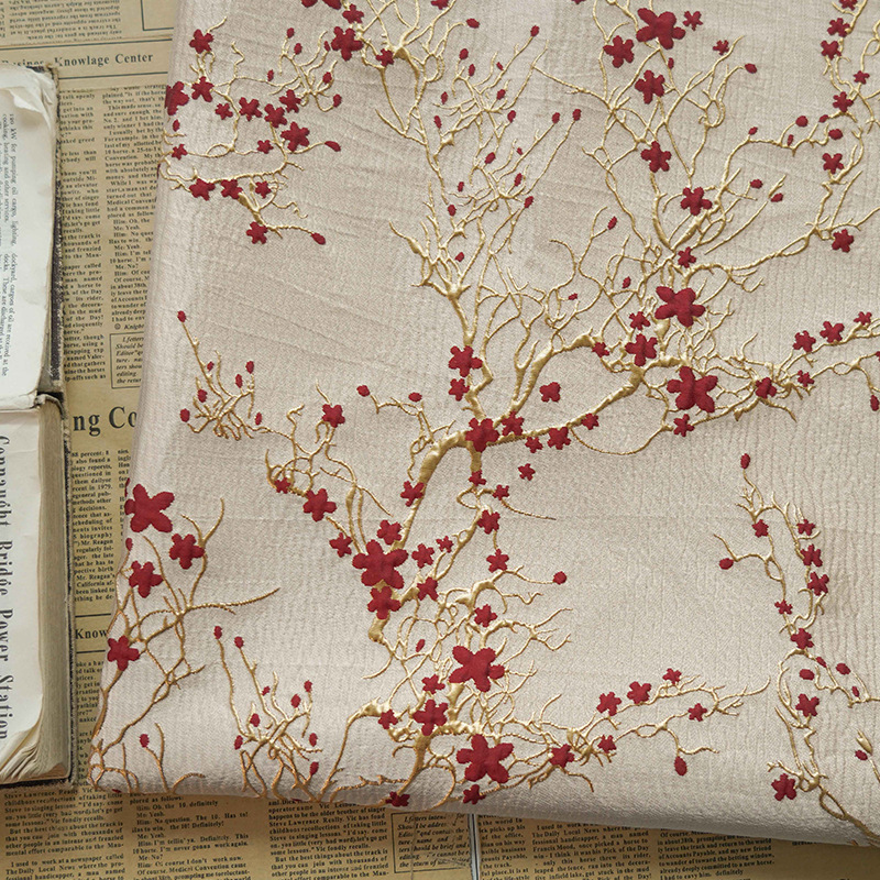 高級赤梅ジャカード生地ゴールデンフラワーエンボス加工の女性の - Home Textiles Luxury のレビューと価格