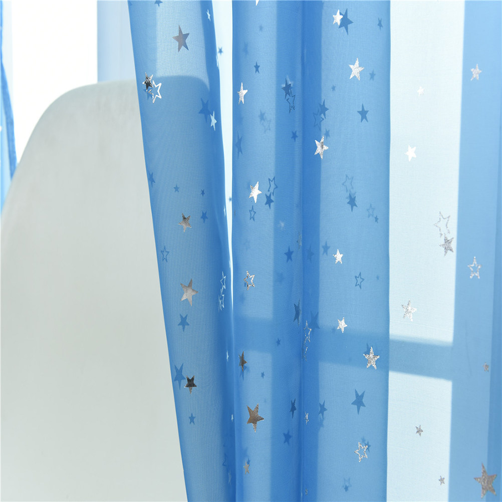 ヴォイル素材のシアーなカーテン。銀色の箔で星の模様が施され、 - Curtain Sheer Voile のレビューと価格
