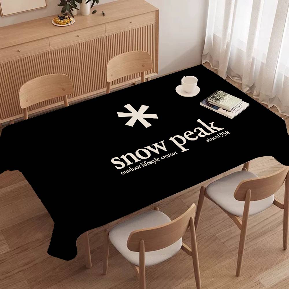 おしゃれでクールな「S-Snow P-Peak」ロゴ入りテー - Home Textiles Today Logo のレビューと価格